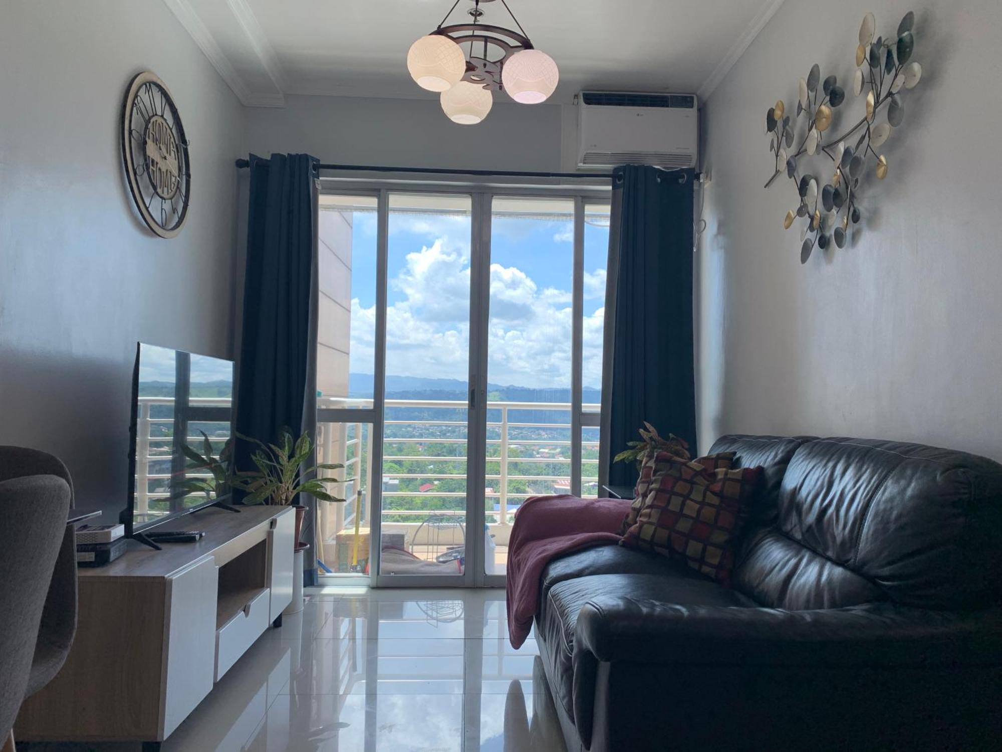 Spacious 2-Bedroom Condo,Wifi,Netflix,Free Parking Cagayan de Oro Exterior foto